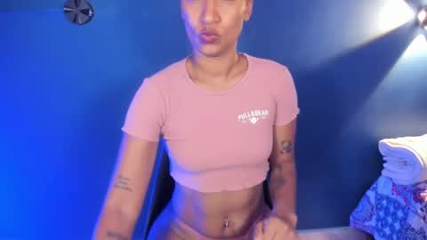 Snapshot of antonellaparker chatting on September 28, 10:26 pm Sarah online show from September 28, 10:26 pm