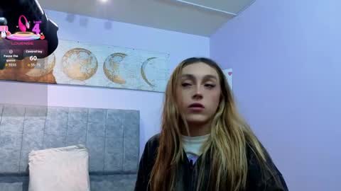 Snapshot of antonellastar24_ chatting on May 27, 8:06 pm Antonella online show from May 27, 8:06 pm