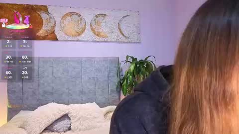 Snapshot of antonellastar24_ chatting on July 23, 8:51 pm Antonella online show from July 23, 8:51 pm