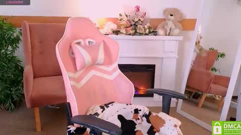 Snapshot of antonia_ferrero chatting on December 15, 7:34 am antonia_ferrero online show from December 15, 7:34 am