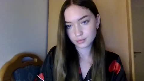 Snapshot of antonina25440 chatting on October 17, 10:12 pm antonina25440 online show from October 17, 10:12 pm