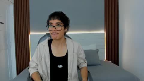 Snapshot of antonio_rowan chatting on December 14, 1:38 pm Antonio online show from December 14, 1:38 pm