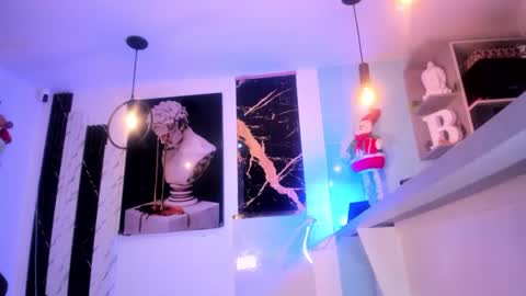 Snapshot of antoniomancinin chatting on December 18, 10:19 am brendan and stiiven online show from December 18, 10:19 am