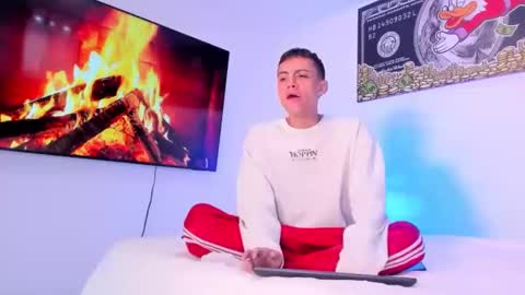 Snapshot of antoniomancinin chatting on December 31, 1:41 pm brendan and stiiven online show from December 31, 1:41 pm