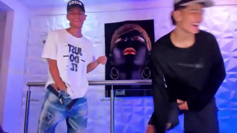 Snapshot of antoniomancinin chatting on October 1, 6:41 am brendan and stiiven online show from October 1, 6:41 am