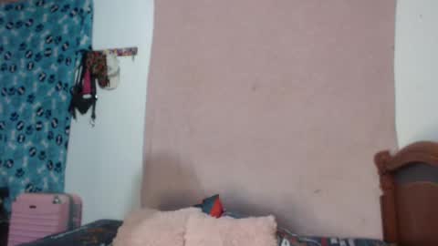 Snapshot of antony_2024 chatting on January 13, 2:39 am karol y antony online show from January 13, 2:39 am