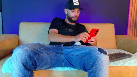 Snapshot of antony_bigdick_ chatting on June 13, 7:23 pm Juan Camilo online show from June 13, 7:23 pm
