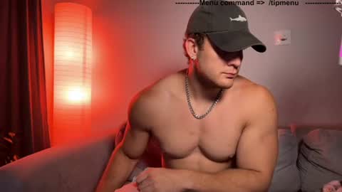Snapshot of antray_misti chatting on July 17, 4:01 pm Adam 24 online show from July 17, 4:01 pm
