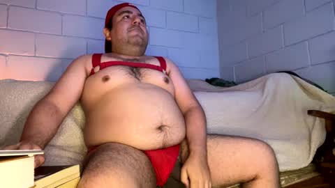 Snapshot of anuarfox chatting on December 10, 7:47 am AnuarFox online show from December 10, 7:47 am