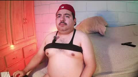 Snapshot of anuarfox chatting on July 30, 12:26 pm AnuarFox online show from July 30, 12:26 pm
