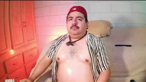 Snapshot of anuarfox chatting on August 1, 1:16 am AnuarFox online show from August 1, 1:16 am