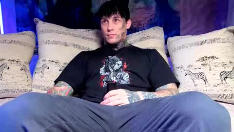 Tom online show from January 7, 6:16 am