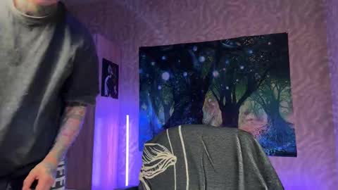 Tom online show from February 9, 5:22 am