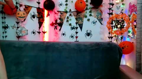 Anne online show from October 30, 6:59 am