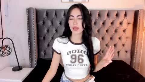 Snapshot of anya_belth chatting on July 2, 7:20 pm anya_belth online show from July 2, 7:20 pm