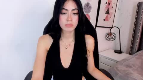 Snapshot of anya_belth chatting on August 1, 7:24 pm anya_belth online show from August 1, 7:24 pm