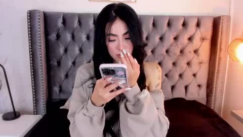Snapshot of anya_belth chatting on August 3, 7:28 pm anya_belth online show from August 3, 7:28 pm