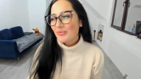 Anya online show from December 20, 5:36 am