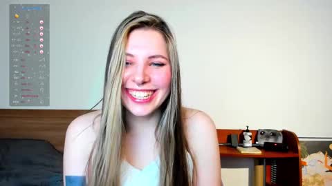 Snapshot of anya_seven chatting on March 3, 2:15 am Anya online show from March 3, 2:15 am