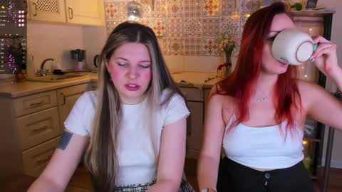 Snapshot of anya_seven chatting on March 4, 7:32 pm Anya online show from March 4, 7:32 pm