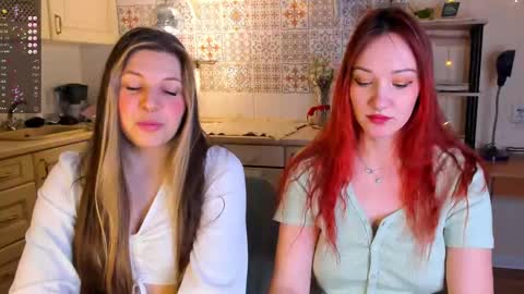 Snapshot of anya_seven chatting on March 8, 8:14 pm Anya online show from March 8, 8:14 pm