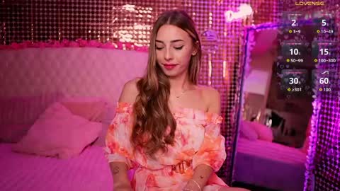 Snapshot of anya_sky_ chatting on June 8, 8:04 am anya_sky_ online show from June 8, 8:04 am