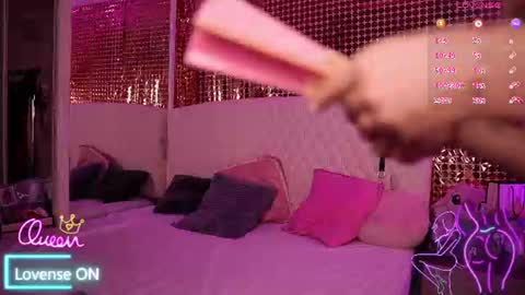 Snapshot of anya_sky_ chatting on August 5, 3:31 am anya_sky_ online show from August 5, 3:31 am