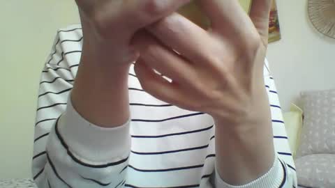 Anyaros online show from April 25, 10:51 am