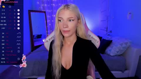 Anya online show from November 19, 2:22 am