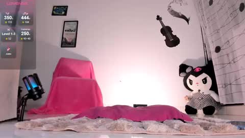 Angela online show from November 11, 5:35 pm