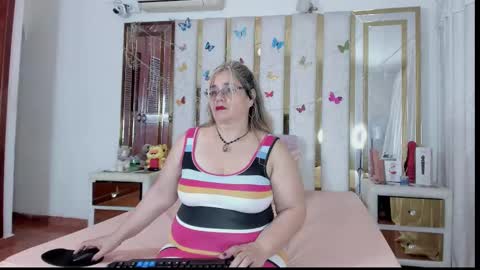 Anyela  online show from January 12, 3:12 am