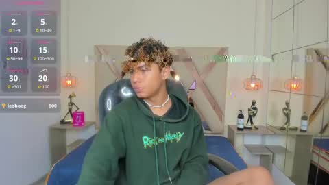 Snapshot of anyelotwink chatting on May 5, 4:04 pm anyelotwink online show from May 5, 4:04 pm