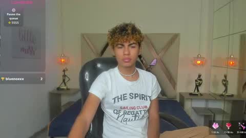 Snapshot of anyelotwink chatting on May 6, 5:46 am anyelotwink online show from May 6, 5:46 am
