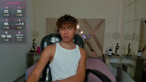 Snapshot of anyelotwink chatting on May 23, 9:08 pm anyelotwink online show from May 23, 9:08 pm