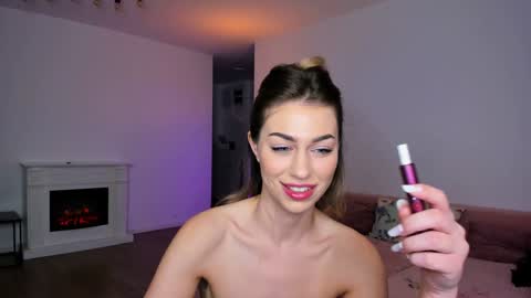 Snapshot of anysasmithh chatting on December 6, 12:56 am Anysa Smith online show from December 6, 12:56 am