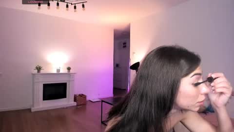 Anysa Smith online show from May 9, 1:22 am