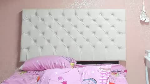 Aome Rainbow online show from January 15, 11:51 pm