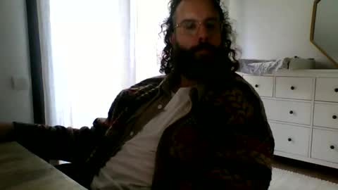 Snapshot of apc_3 chatting on December 4, 8:56 am apc_3 online show from December 4, 8:56 am