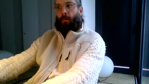 apc_3 online show from February 17, 8:22 am