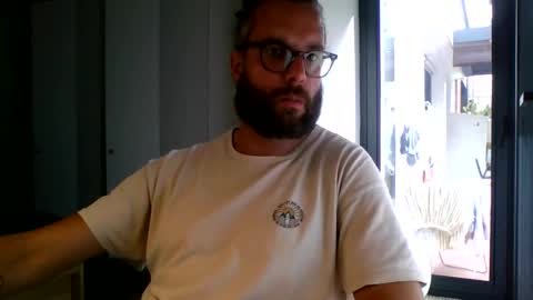Snapshot of apc_3 chatting on June 1, 7:54 am apc_3 online show from June 1, 7:54 am