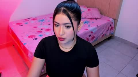 Snapshot of aphril_cavalli chatting on February 27, 1:16 am Aphril online show from February 27, 1:16 am