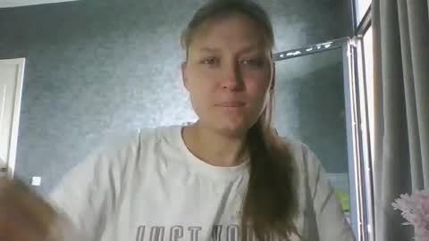 aphrodisiaque_ online show from May 6, 12:21 pm