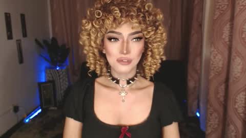 Snapshot of aphrodite_may chatting on September 11, 5:46 pm kathryn online show from September 11, 5:46 pm