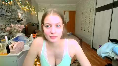 Aphrodite online show from April 30, 2:23 pm