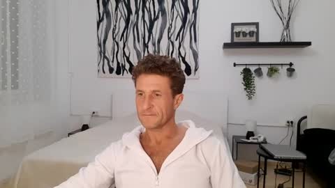 apollobest77 online show from December 9, 8:33 pm