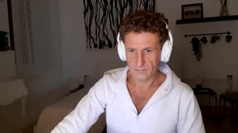 apollobest77 online show from December 20, 12:30 am