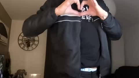 Snapshot of apollonfitx_69 chatting on January 18, 9:45 pm apollonfitx_69 online show from January 18, 9:45 pm