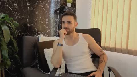 Apolo Lux  online show from January 9, 4:21 pm