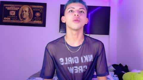 Snapshot of apolo_prince1 chatting on May 15, 10:17 pm Apolo online show from May 15, 10:17 pm