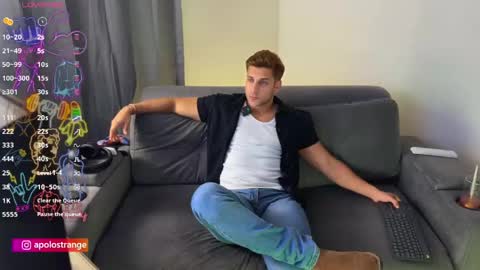 Snapshot of apolo_strange chatting on May 16, 3:25 am apolo_strange online show from May 16, 3:25 am